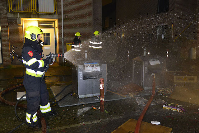 2017/8/20170101-04u10 GB 007 Containerbrand Trijn Hullemanlaan.jpg